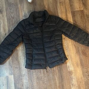 Eddie Bauer Women's Classic Black Puffer Jacket